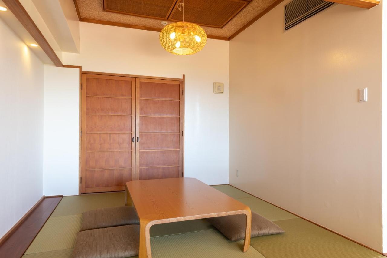 Kanucha Bay Hotel & Villas Nago Exterior photo