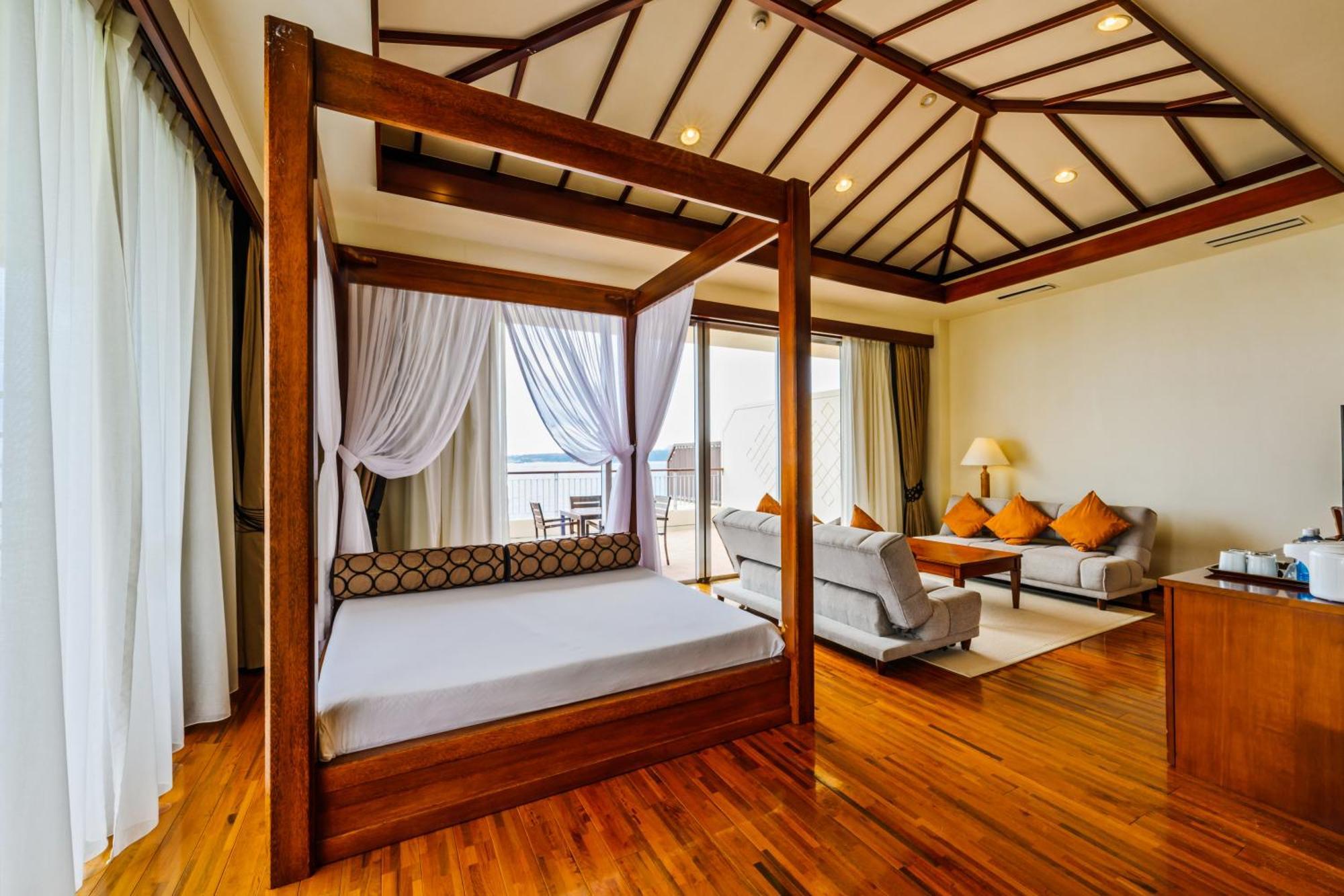 Kanucha Bay Hotel & Villas Nago Exterior photo