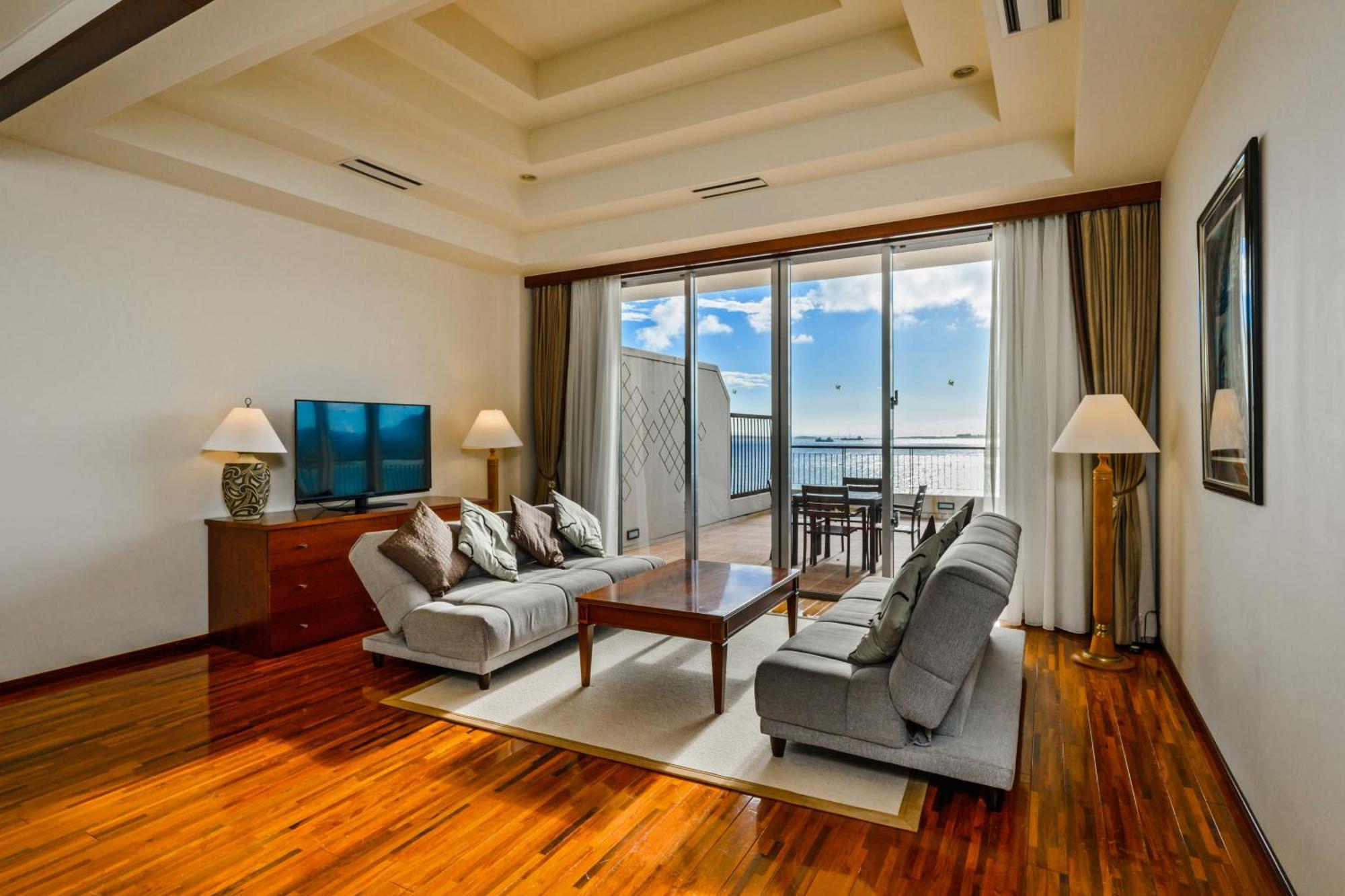 Kanucha Bay Hotel & Villas Nago Exterior photo