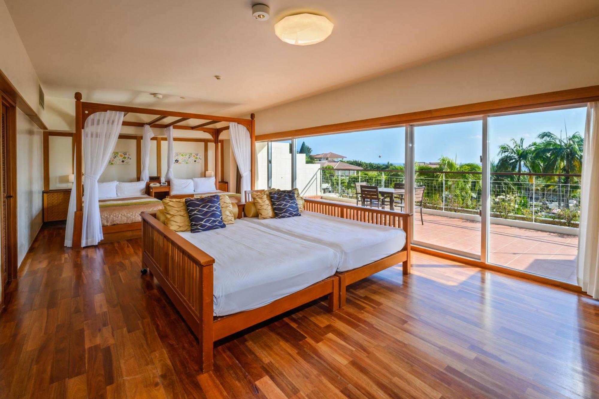 Kanucha Bay Hotel & Villas Nago Exterior photo