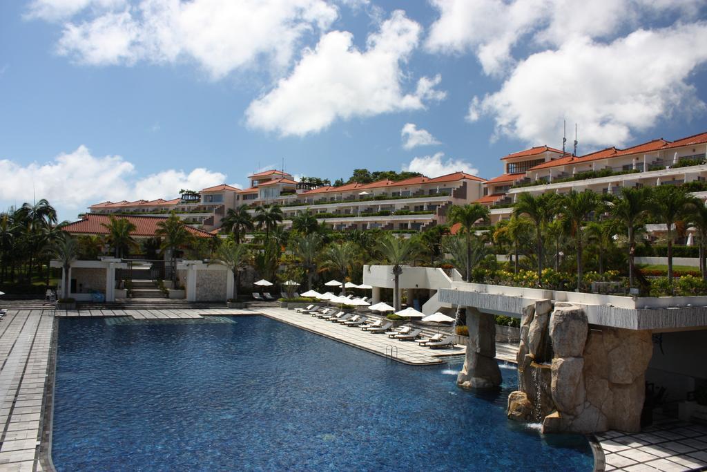 Kanucha Bay Hotel & Villas Nago Exterior photo